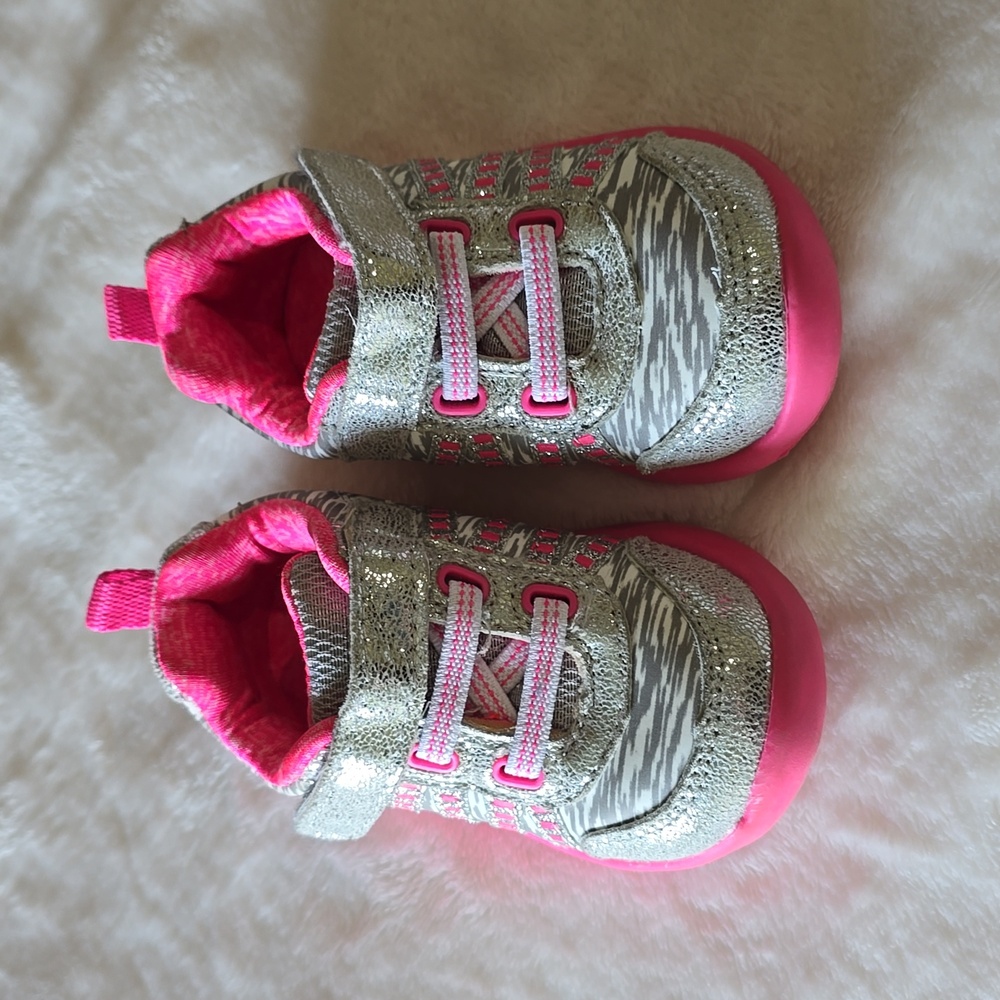 Garanimals pink silver glitter sneakers Size 4‎